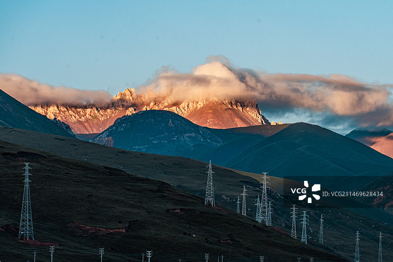 沿江而行·忘路之远近图片素材