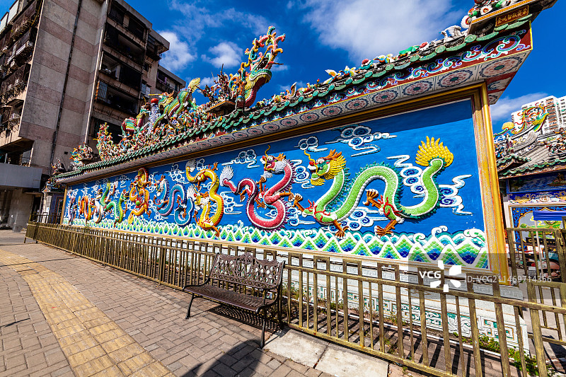 汕头市存心善堂前的九龙壁图片素材