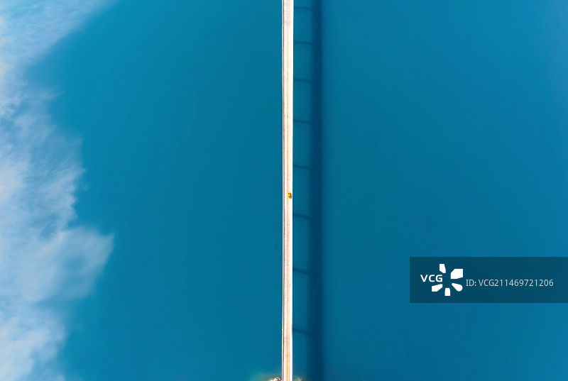 蓝湖大桥图片素材