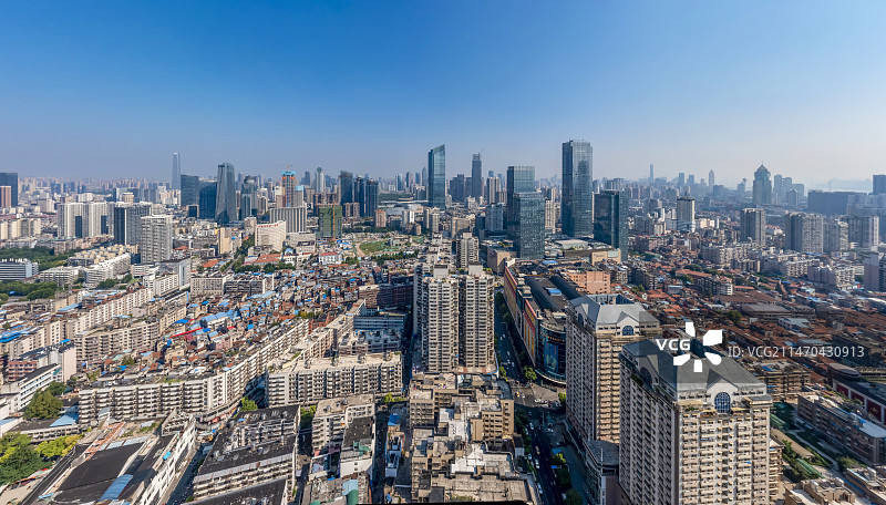 航拍武汉市区城市风光多福路图片素材