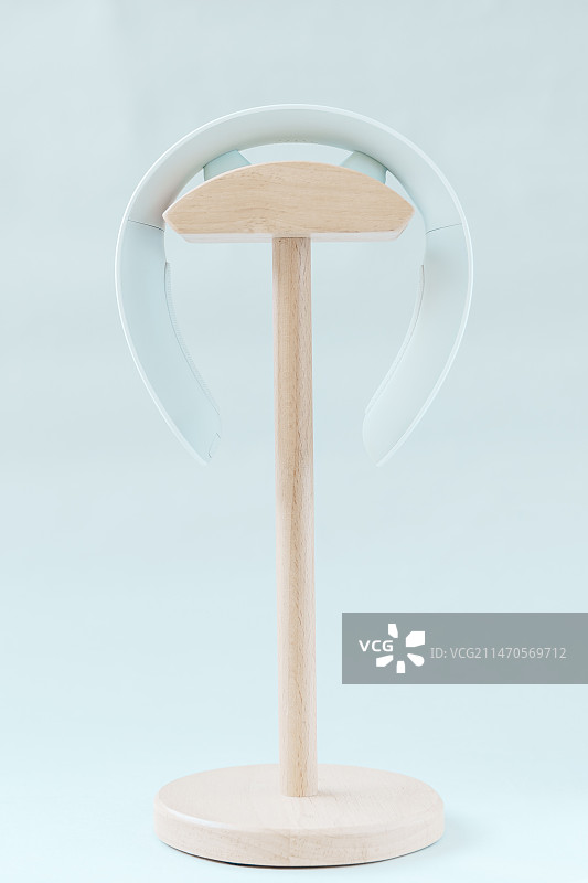 颈部按摩仪现代电子产品图片素材