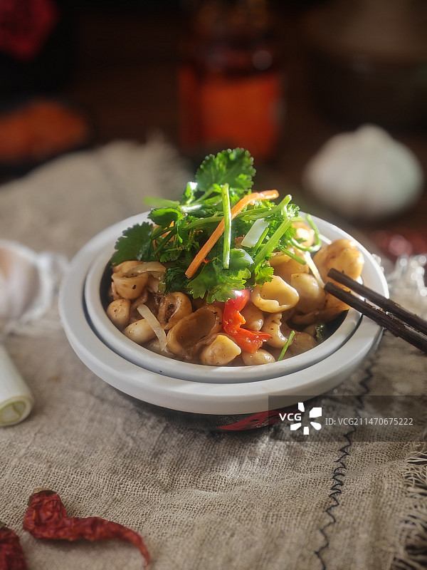 炒麻食图片素材