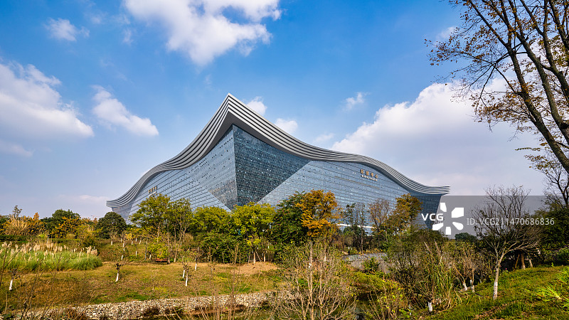 成都环球中心与桂溪生态公园秋色图片素材