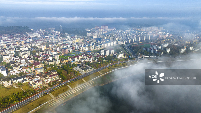 江西峡江：赣江两岸云海 美若仙境图片素材