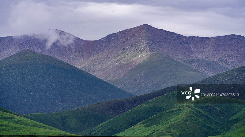 峰峦叠嶂图片素材