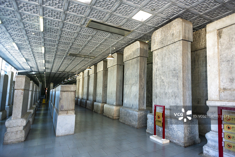 北京孔庙乾隆石经十三经刻石图片素材