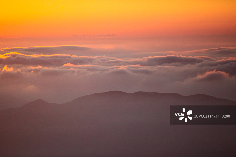 黄山光明顶日出云海图片素材