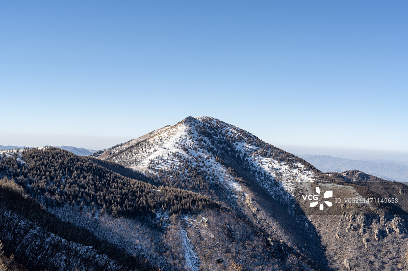 灵山主峰南灵山和西灵山图片素材