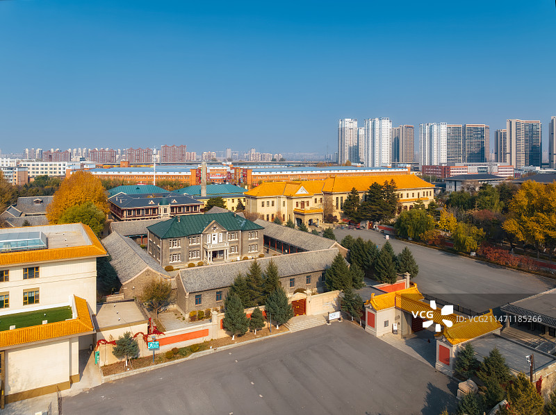 吉林省长春市伪满皇宫博物院秋景航拍图片素材