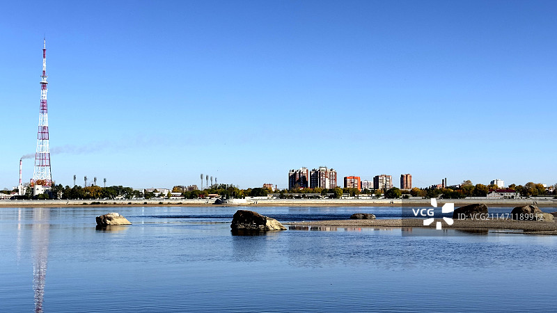 黑龙江黑河市，界河对岸是海兰泡（俄罗斯布拉戈维申斯克），《瑷珲条约》前为我国领土。图片素材
