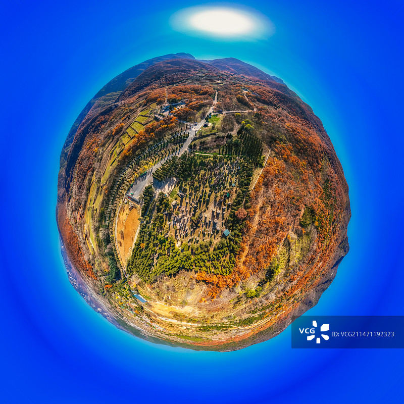 世界文化遗产、5A级旅游景区，河南省郑州市登封少林寺塔林秋景星球小行星360度高空航拍图片素材