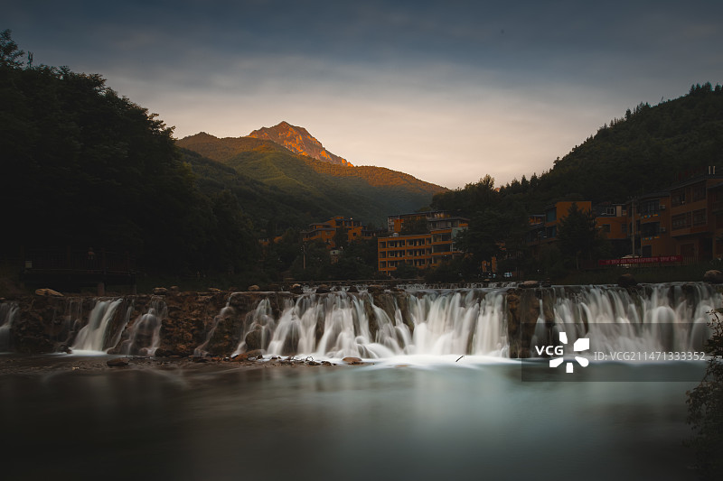 官鹅沟的早晨图片素材