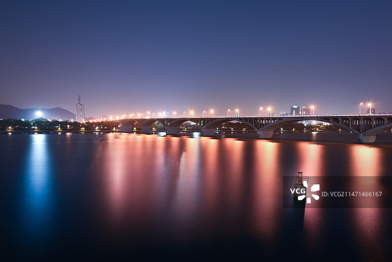 跨海大桥夜景图片素材