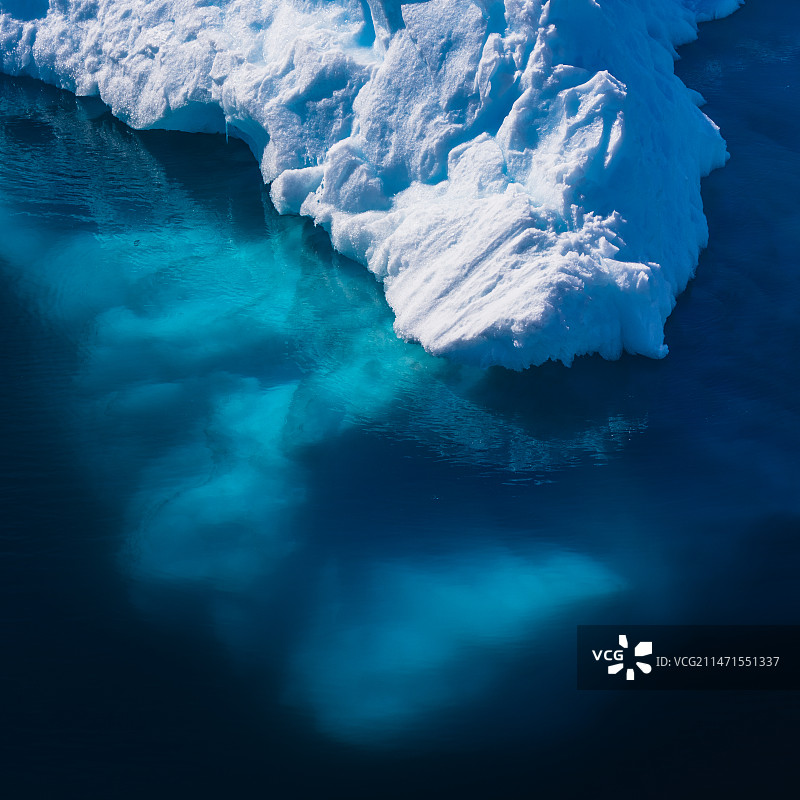 南极地区海面的浮冰图片素材
