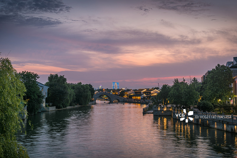 苏州工业园区斜塘老街江南水乡日落夕阳图片素材