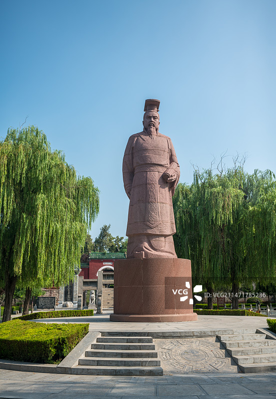 河南省安阳市汤阴县 羑里城遗址 周文王雕像图片素材