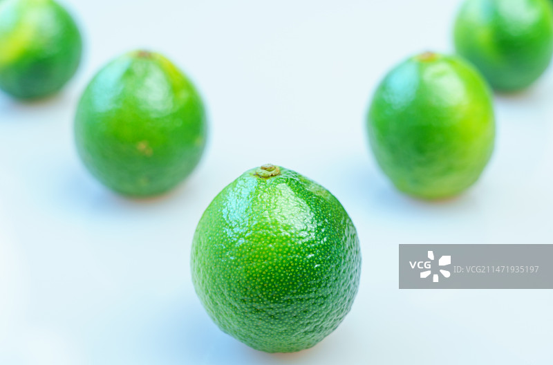 清新水果绿色小青柠图片素材