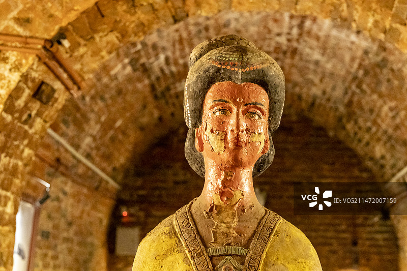 山东济宁明鲁王陵（明鲁王墓）戈妃墓（王妃戈氏墓）地宫：戈妃雕像图片素材