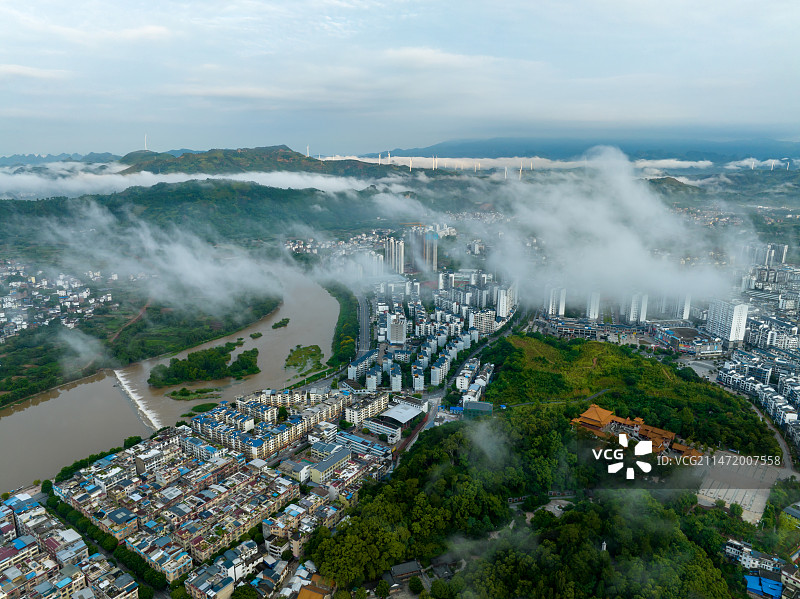 广西桂林市恭城瑶族自治县县城云海图片素材