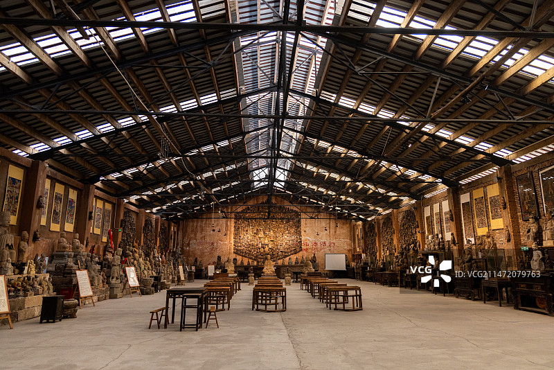 碗厂厂房改造而成的重庆大圆祥博物馆佛道造像艺术馆图片素材