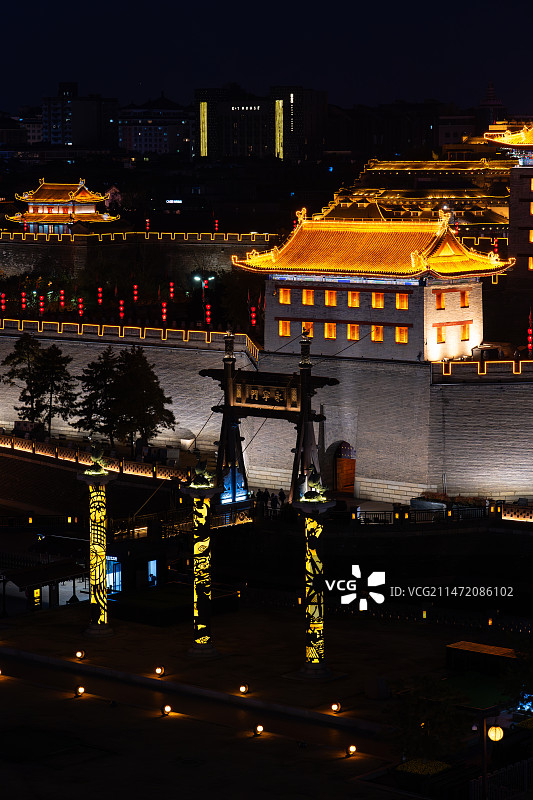 西安城墙永宁门夜景图片素材