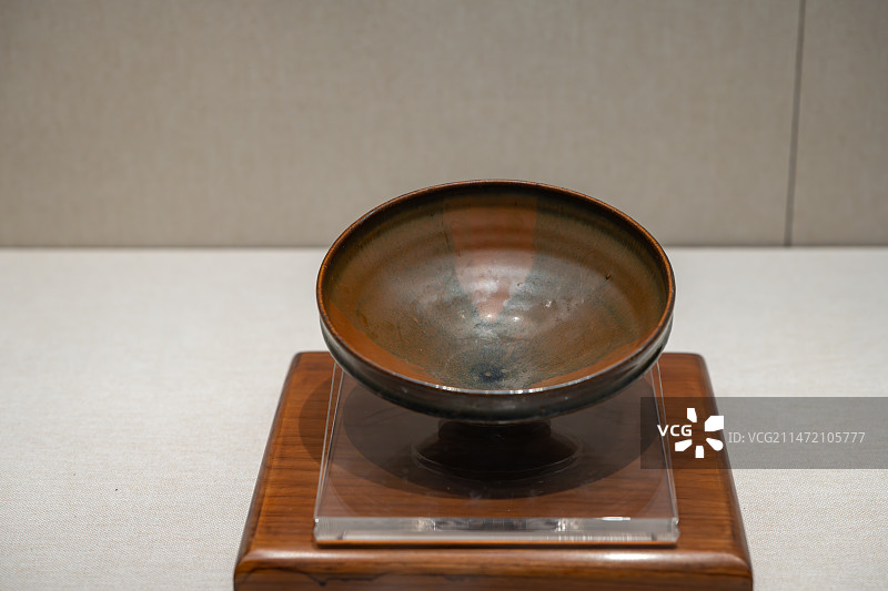 黑釉酱斑碗-元图片素材