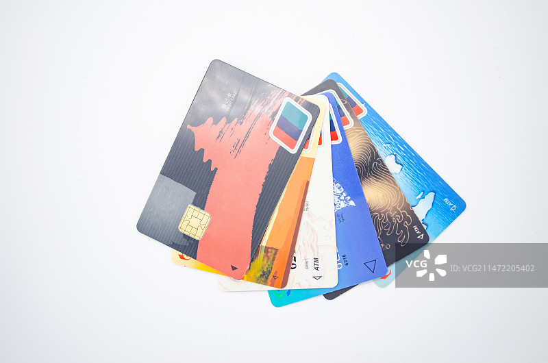 中国储蓄卡信用卡银行卡设备用品影棚拍摄拍摄主题，一堆多色的银行卡特写，室内无人图像摄影图片素材