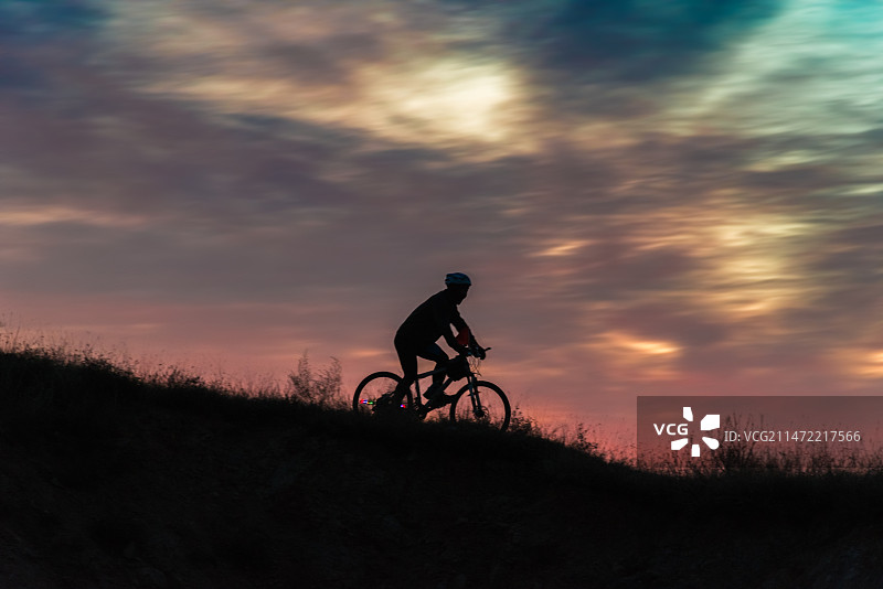 户外骑行图片素材