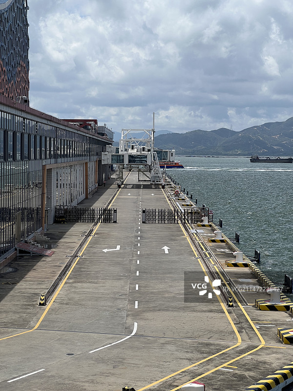 蛇口码头图片素材