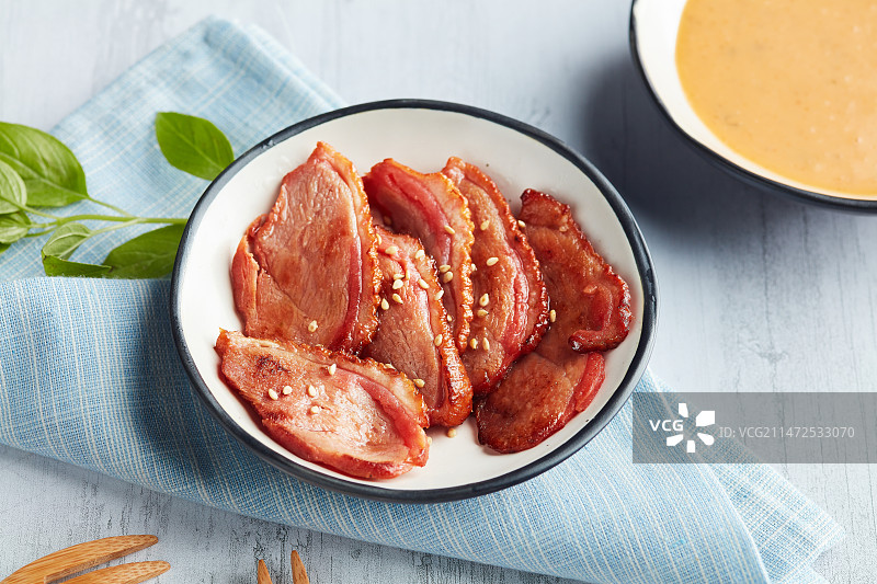 沙拉鸭胸肉图片素材