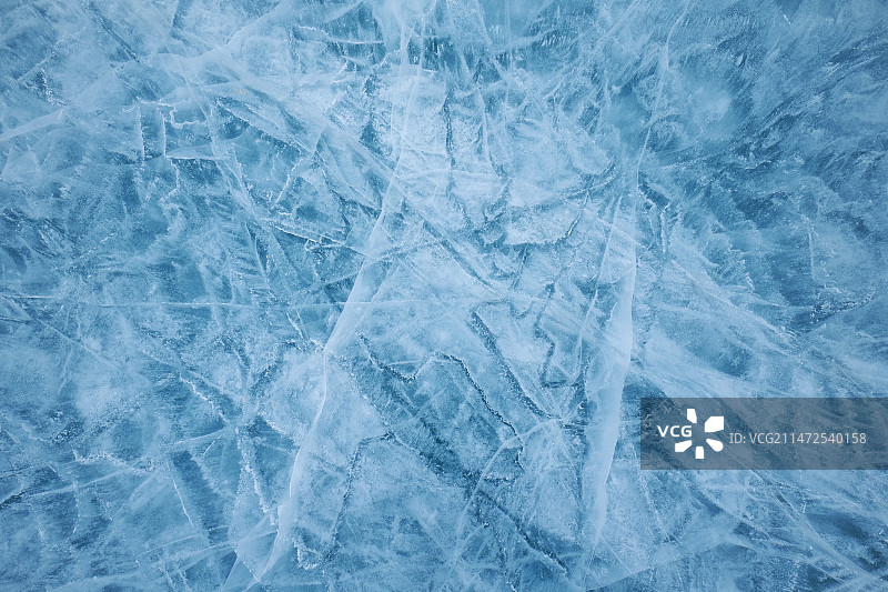 冬天曲登尼玛冰川的蓝冰图片素材