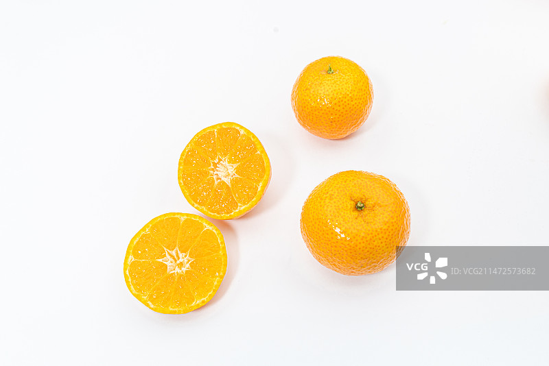 白色背景 切开的水果 砂糖橘橙子 橘子切片图片素材