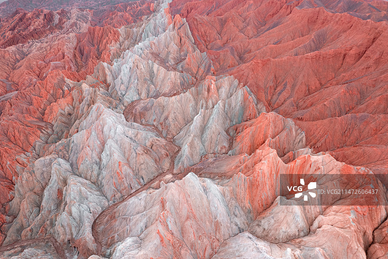 甘肃酒泉市玉门市魔山地质公园中丹霞地貌侵蚀地貌航拍视角风光图片素材