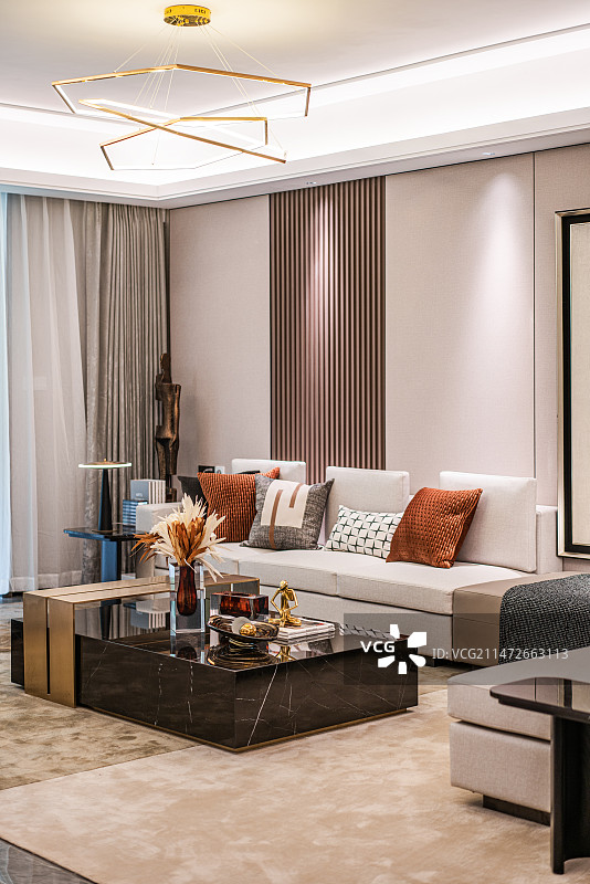 新房装修客厅样板间实景图片素材