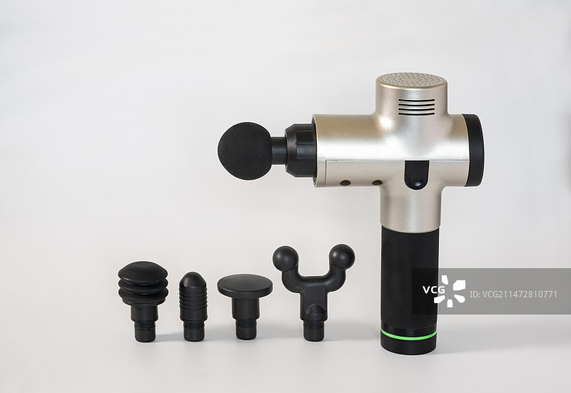 运动恢复康复按摩 筋膜枪图片素材