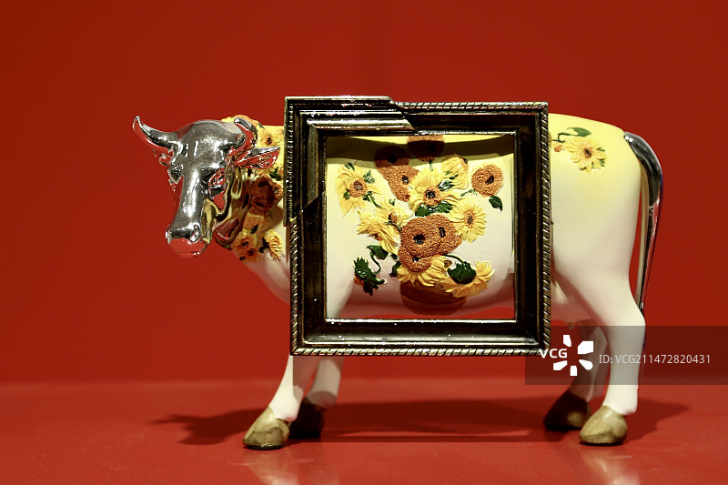 梵高向日葵与牛图片素材