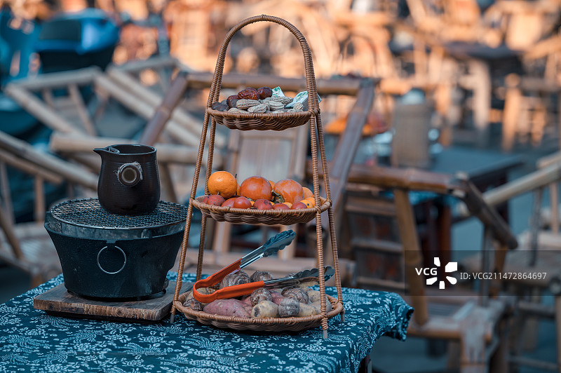 四川省成都市双流区彭镇老茶馆围炉煮茶场景图片素材