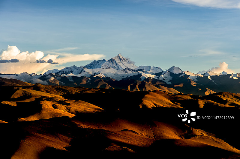 珠穆朗玛峰图片素材