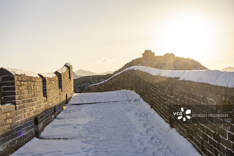 雪中金山岭长城清晨自然风景图片素材
