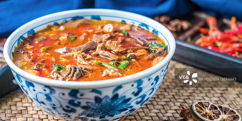 中国内蒙古呼和浩特美食羊杂汤图片素材