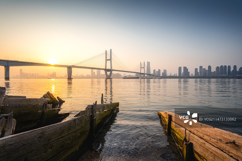 武汉长江二桥傍晚景色图片素材