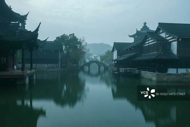绍兴鲁镇烟雨朦胧图片素材