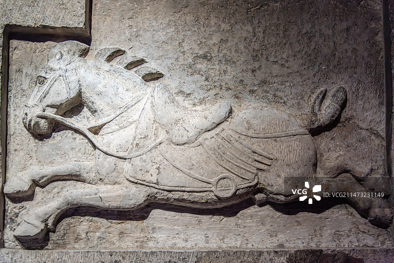 唐昭陵六骏之一的白蹄乌石雕图片素材