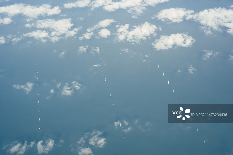 海上风电场 Wind farm at sea.图片素材
