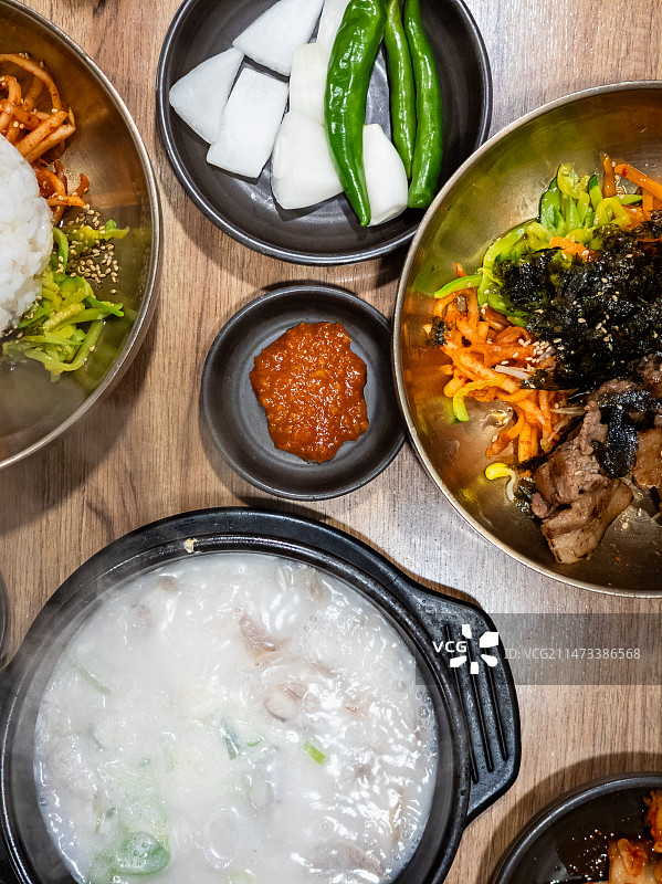 韩国美食蔬菜拌饭图片素材