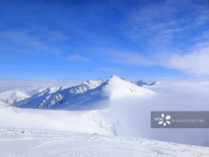 禾木雪山图片素材