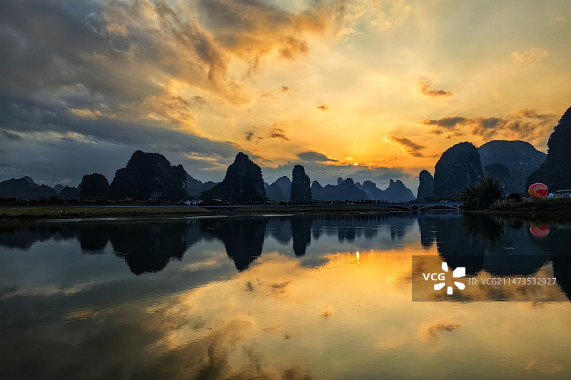 阳朔遇龙湾夕阳晚霞满天图片素材