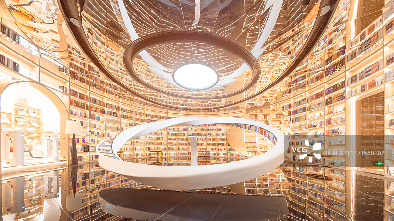 图书馆中的莫比乌斯环/深圳俞欣书店图片素材