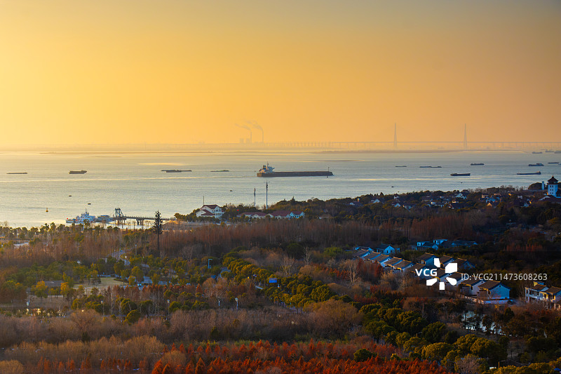 滨江风光（摄于军山观景台）图片素材