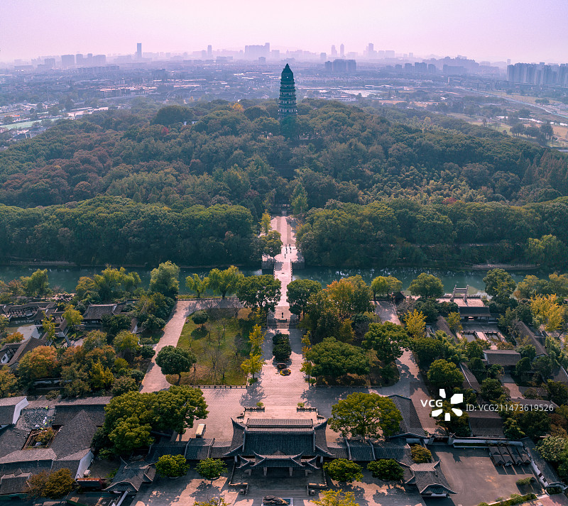深秋的虎丘山图片素材